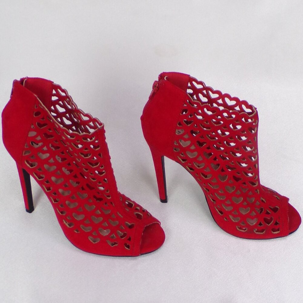 MADISON BY SHOEDAZZLE size 7 red faux-suede ultra-high-heel ankle booties - Picture 3 of 16
